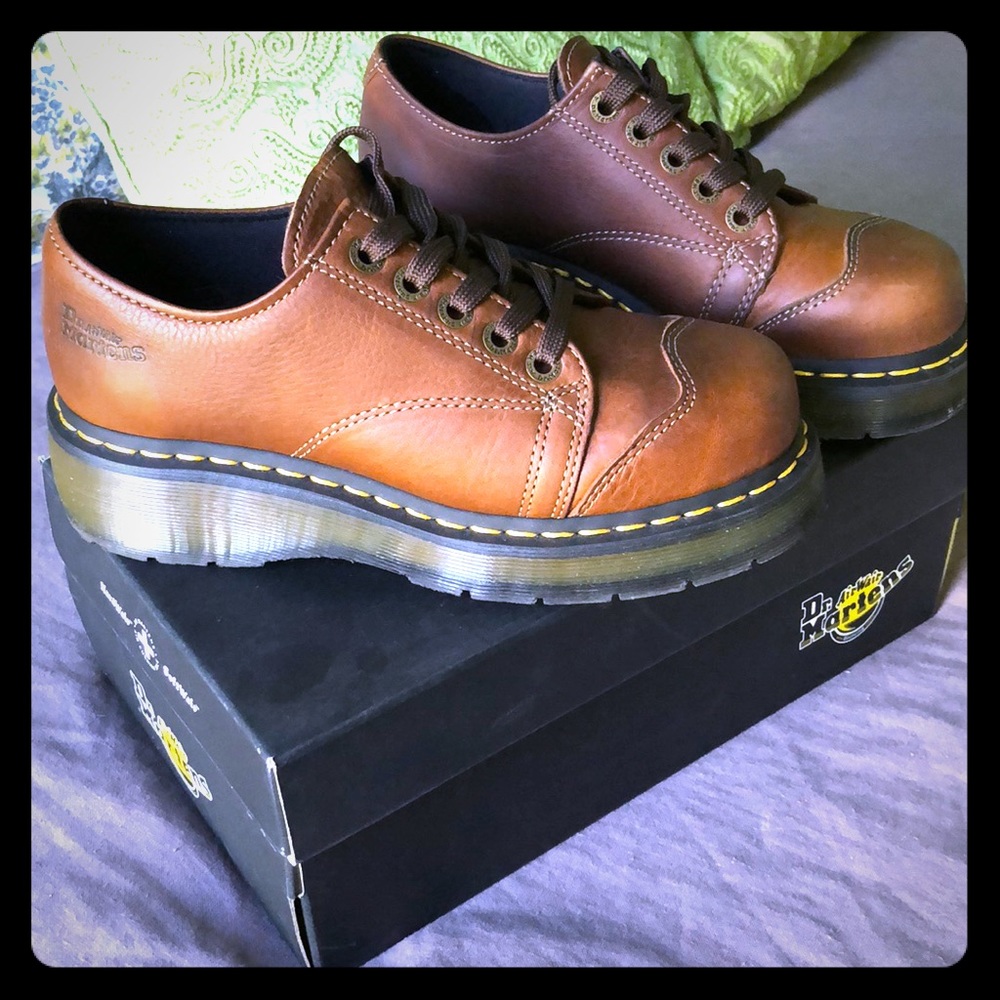 Dr. Martens oxfords Peanut excellent